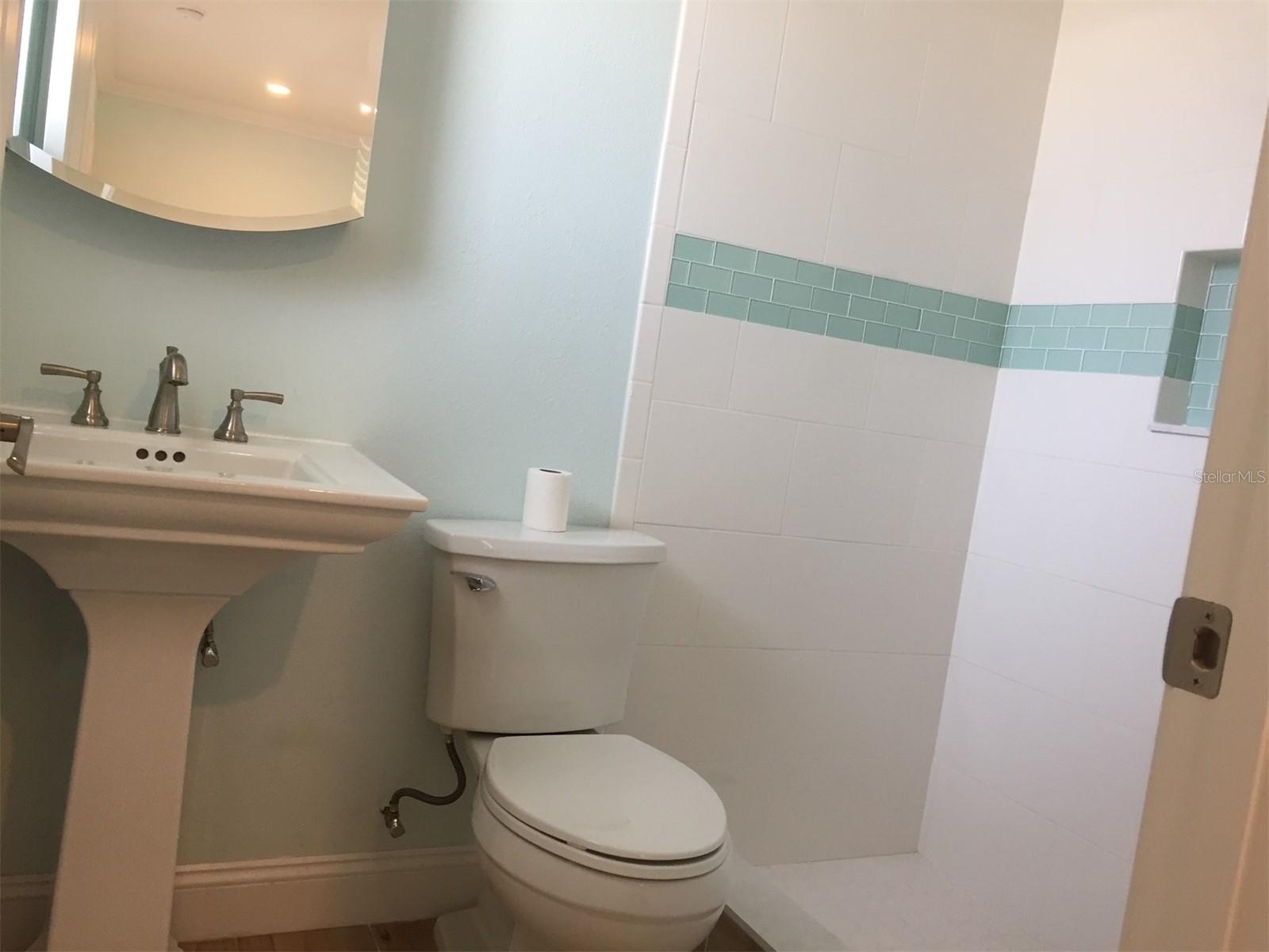 Image 8 of 12 For 7555 Magnolia Avenue