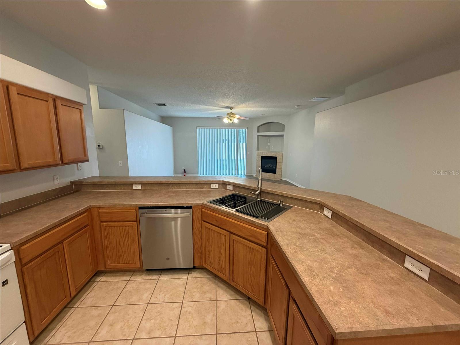 Image 11 of 32 For 4309 Hickory Stone Circle