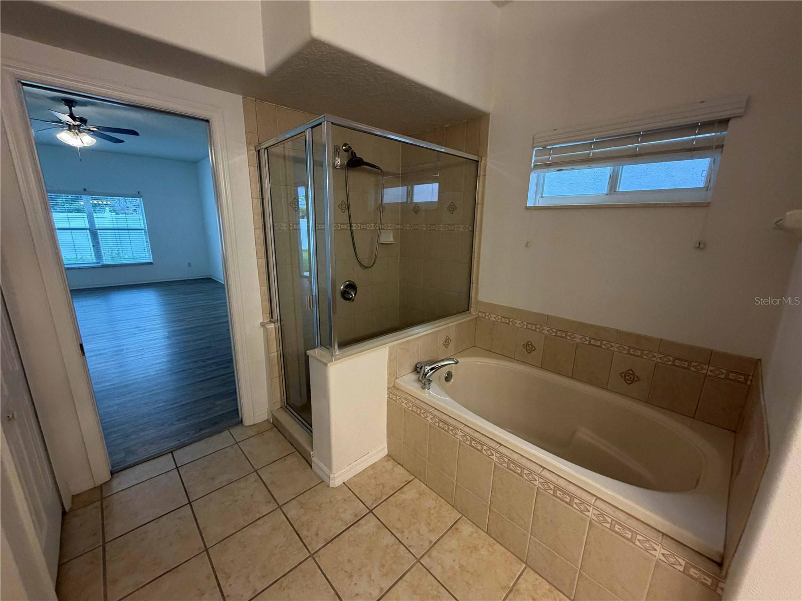 Image 19 of 32 For 4309 Hickory Stone Circle