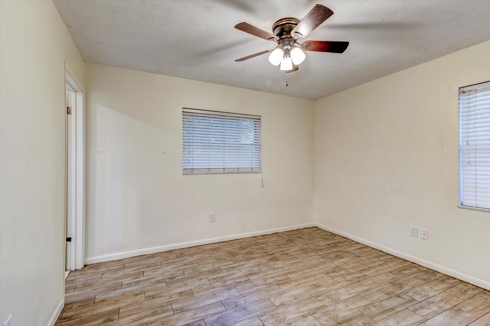 Image 11 of 23 For 2368 California Street