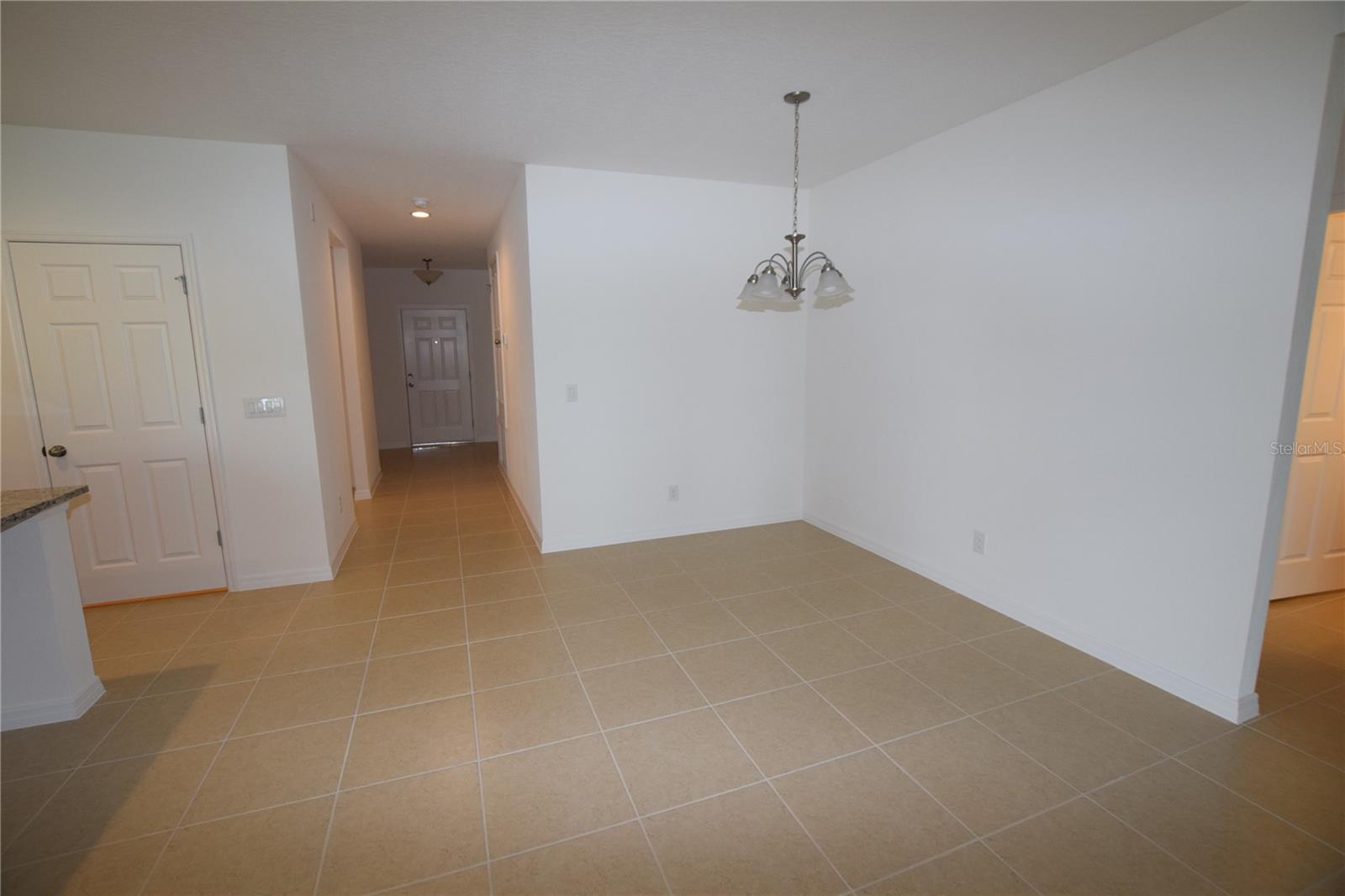 Image 16 of 38 For 471 Ironside Trail Drive