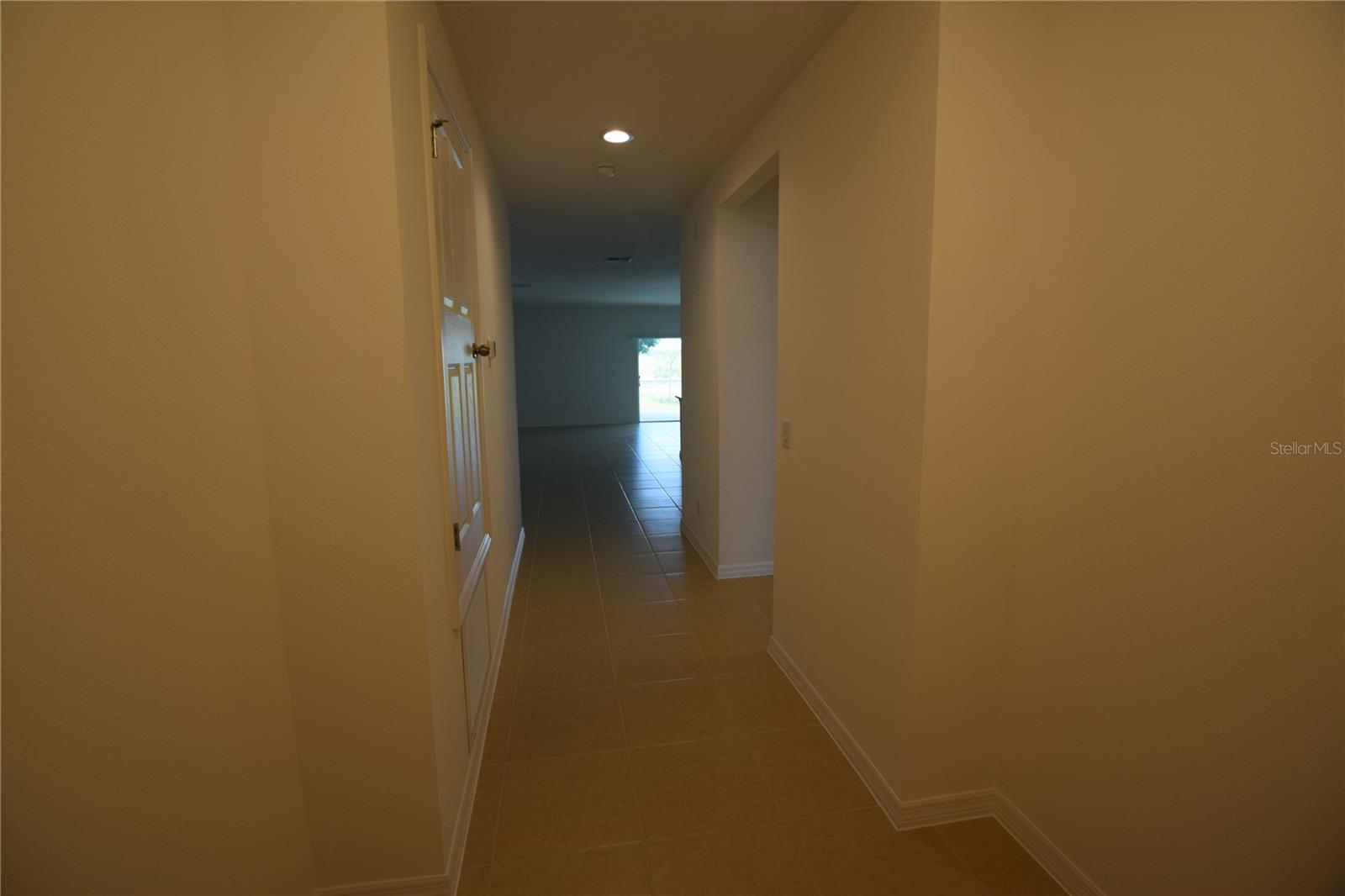 Image 7 of 38 For 471 Ironside Trail Drive