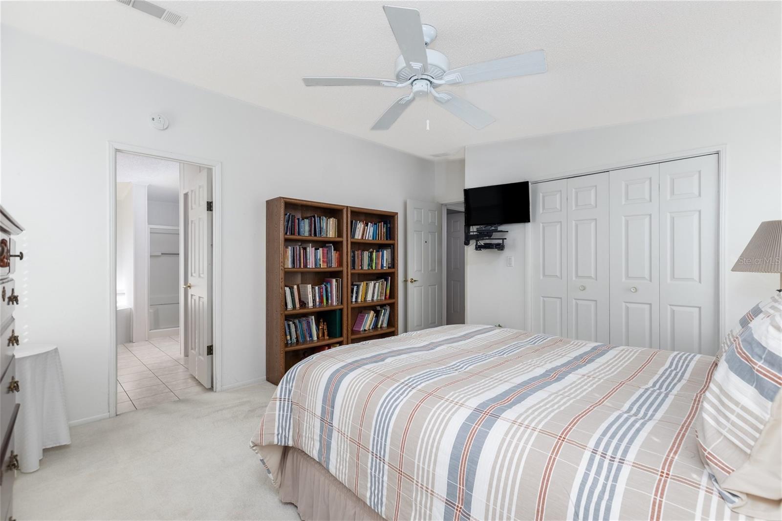 Image 17 of 32 For 606 Mooring Lane