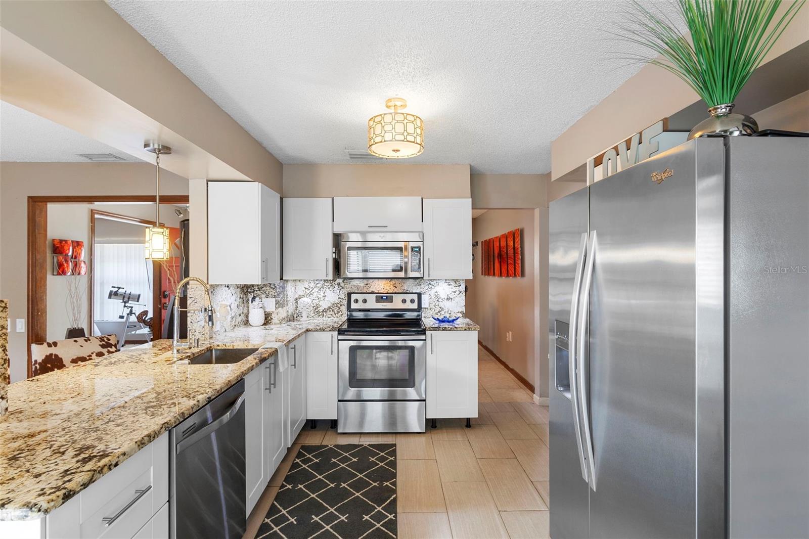 Image 22 of 40 For 8611 Park Highland Drive