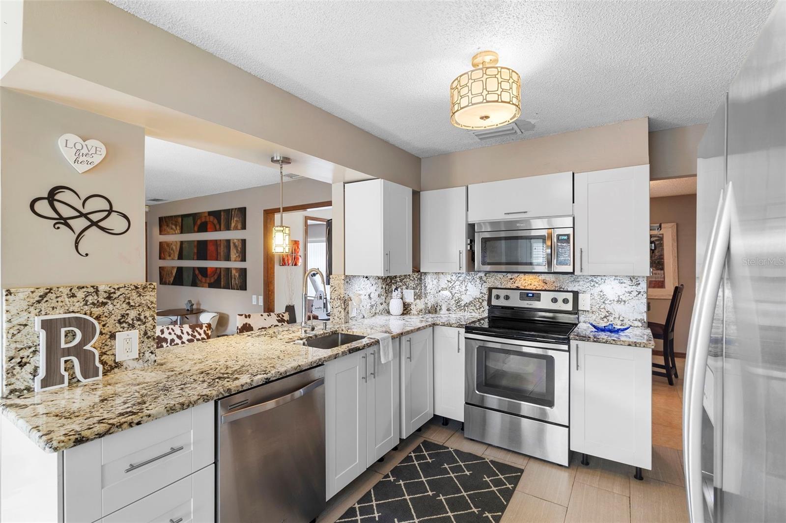 Image 23 of 40 For 8611 Park Highland Drive