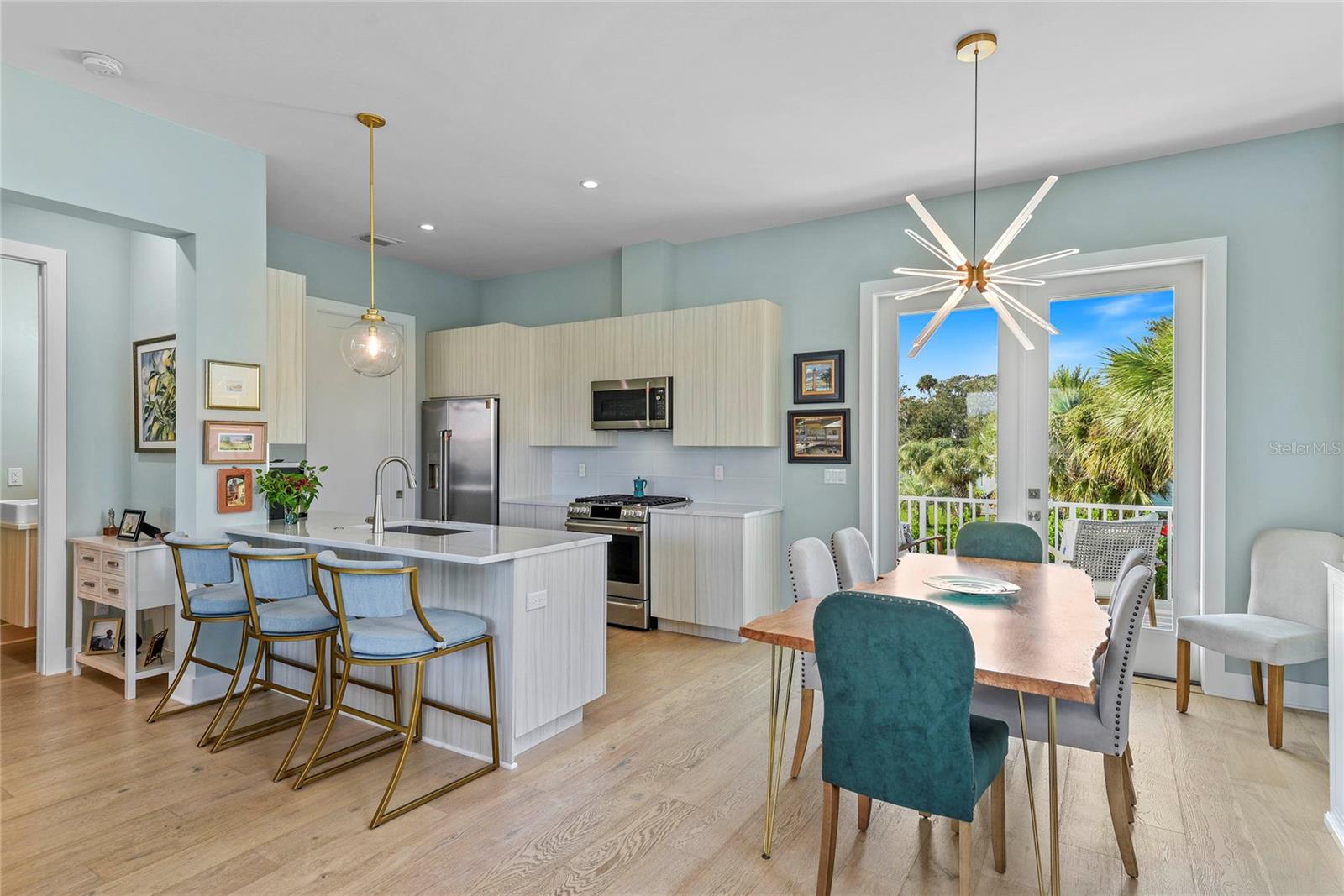 Image 13 of 44 For 622 Riverside Landing Drive