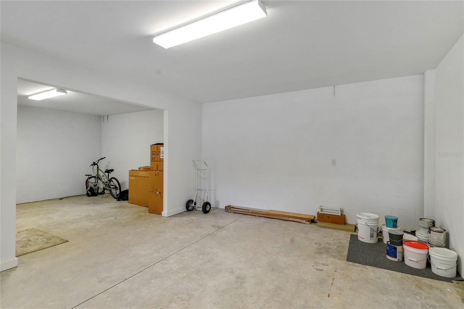 Image 40 of 44 For 622 Riverside Landing Drive