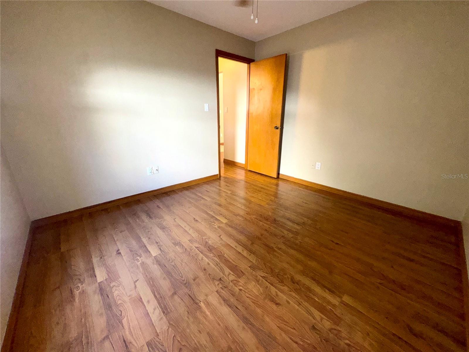 Image 21 of 32 For 533 Remington Oak Drive