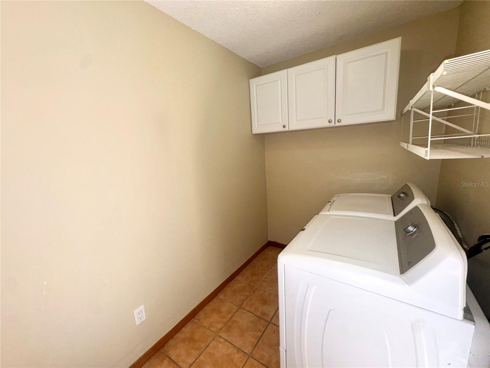 Image 24 of 32 For 533 Remington Oak Drive