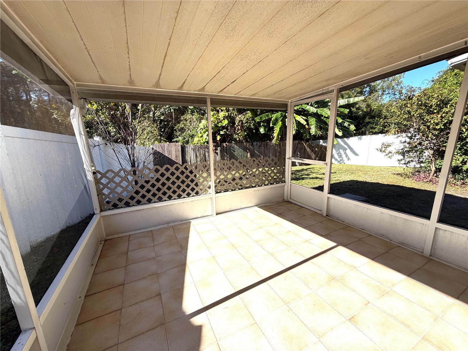 Image 25 of 32 For 533 Remington Oak Drive