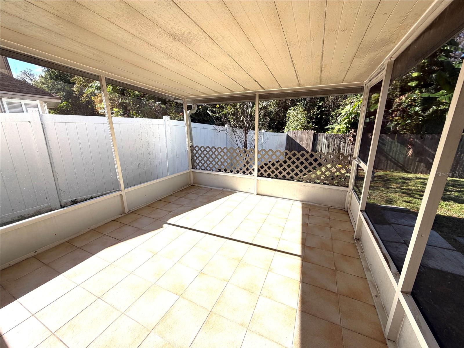 Image 26 of 32 For 533 Remington Oak Drive