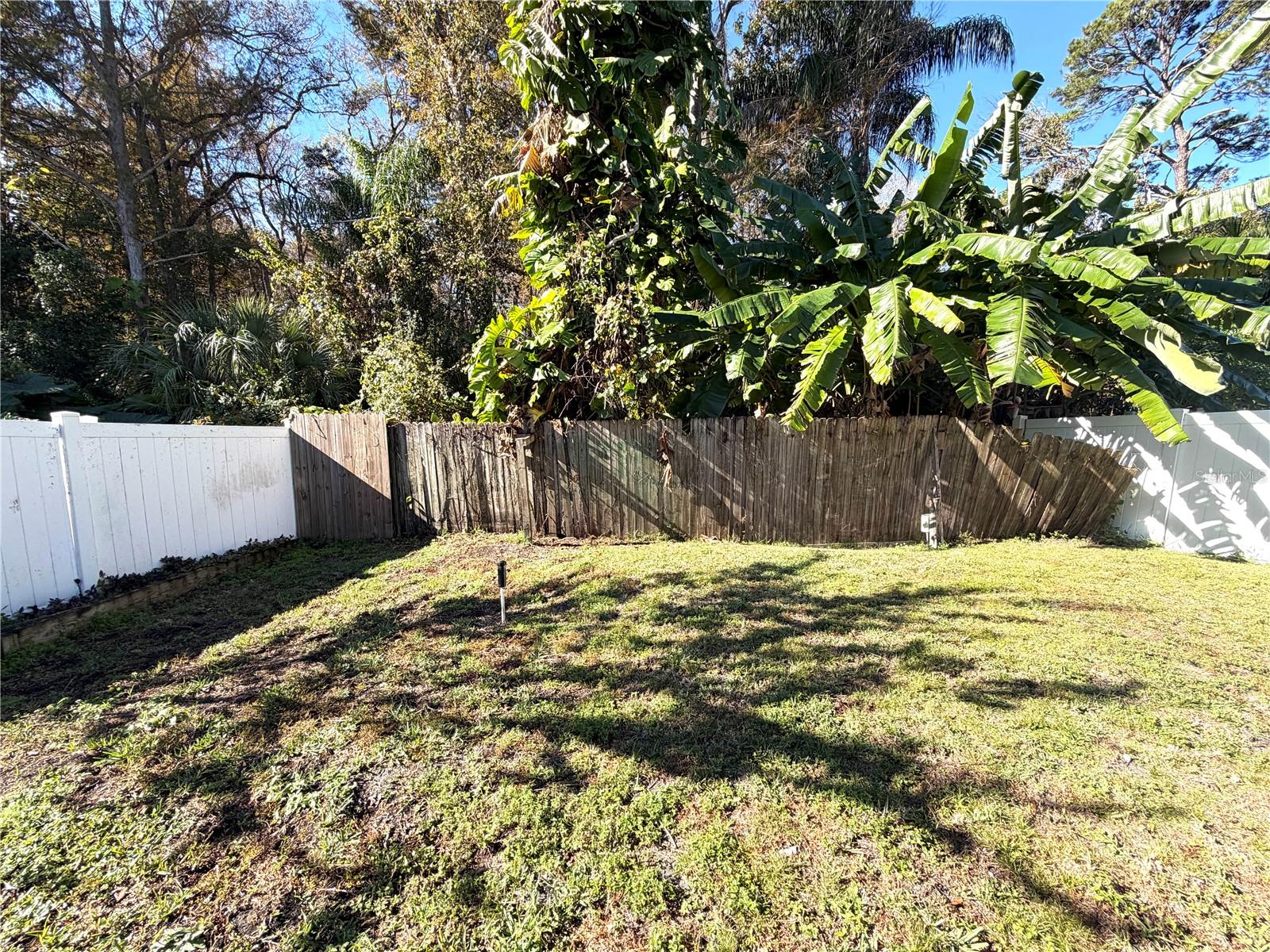 Image 27 of 32 For 533 Remington Oak Drive