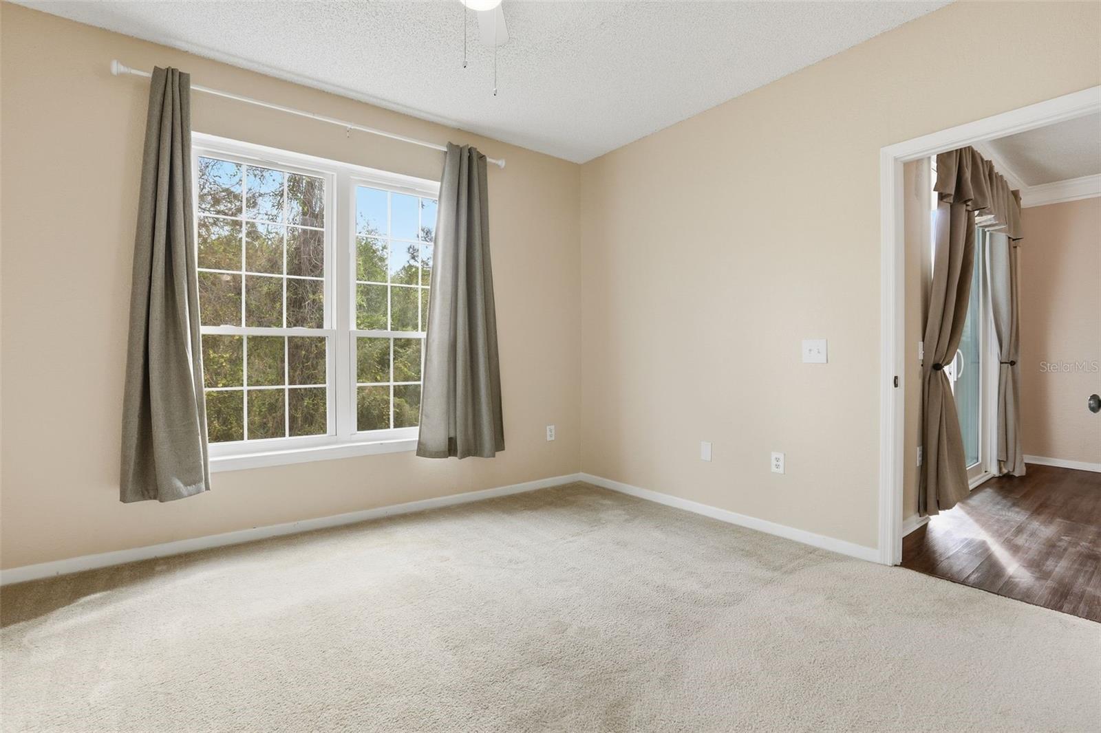 Image 21 of 38 For 13103 Mulberry Park Drive 829