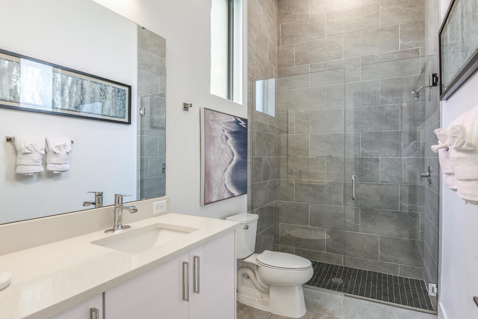 Image 19 of 45 For 2013 Oak Creek Loop