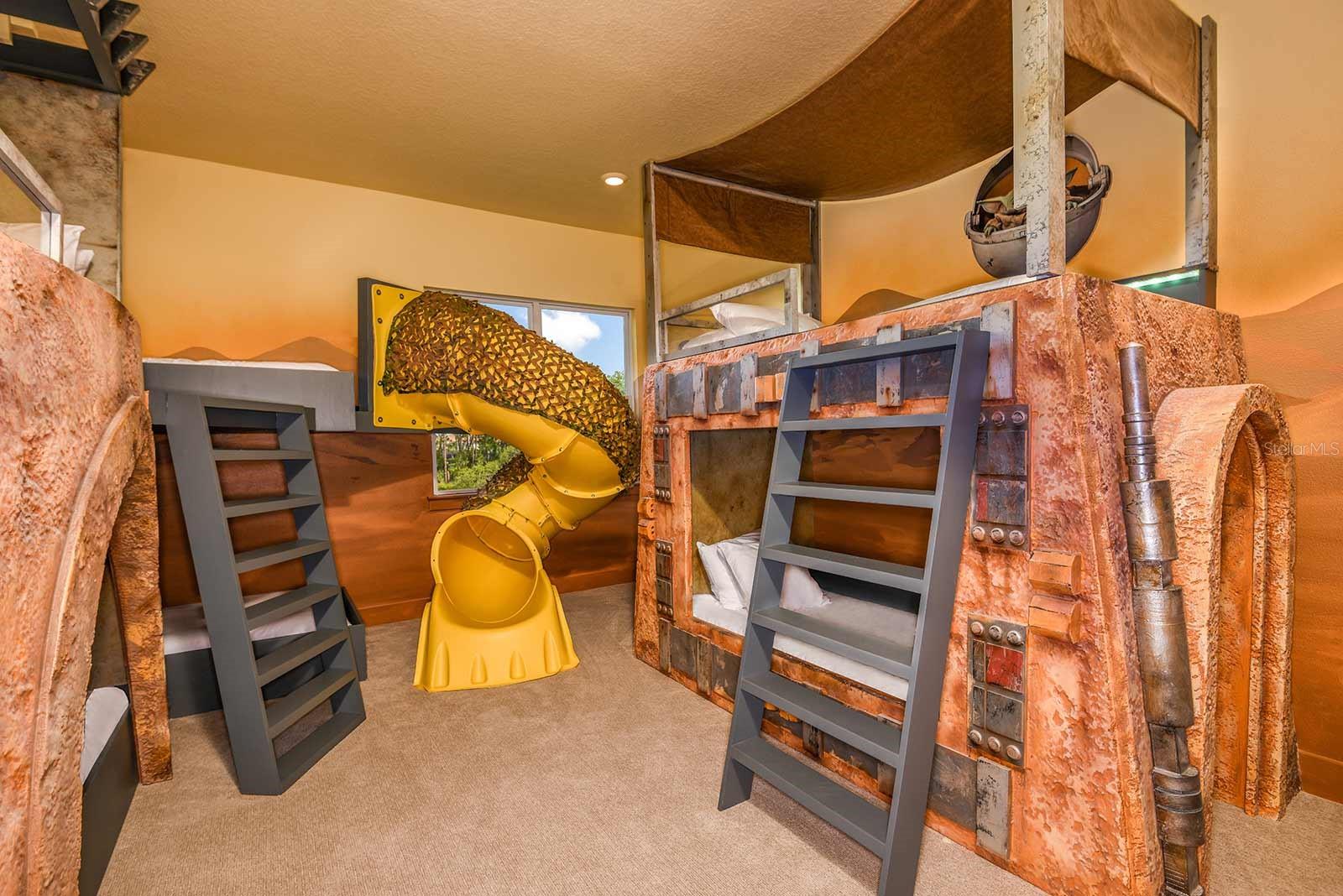 Image 4 of 45 For 2013 Oak Creek Loop