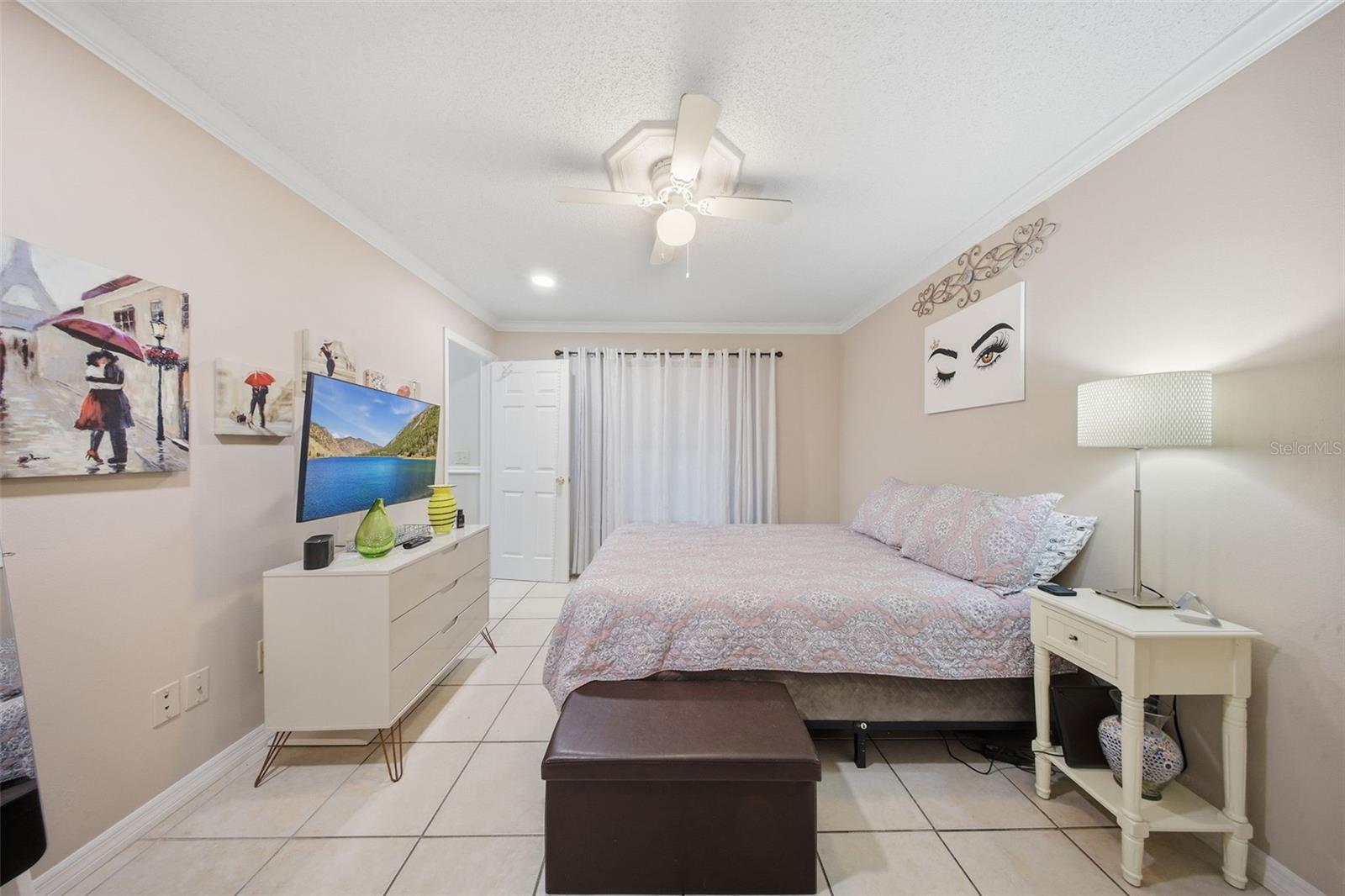 Image 13 of 30 For 70 Silver Falls Circle