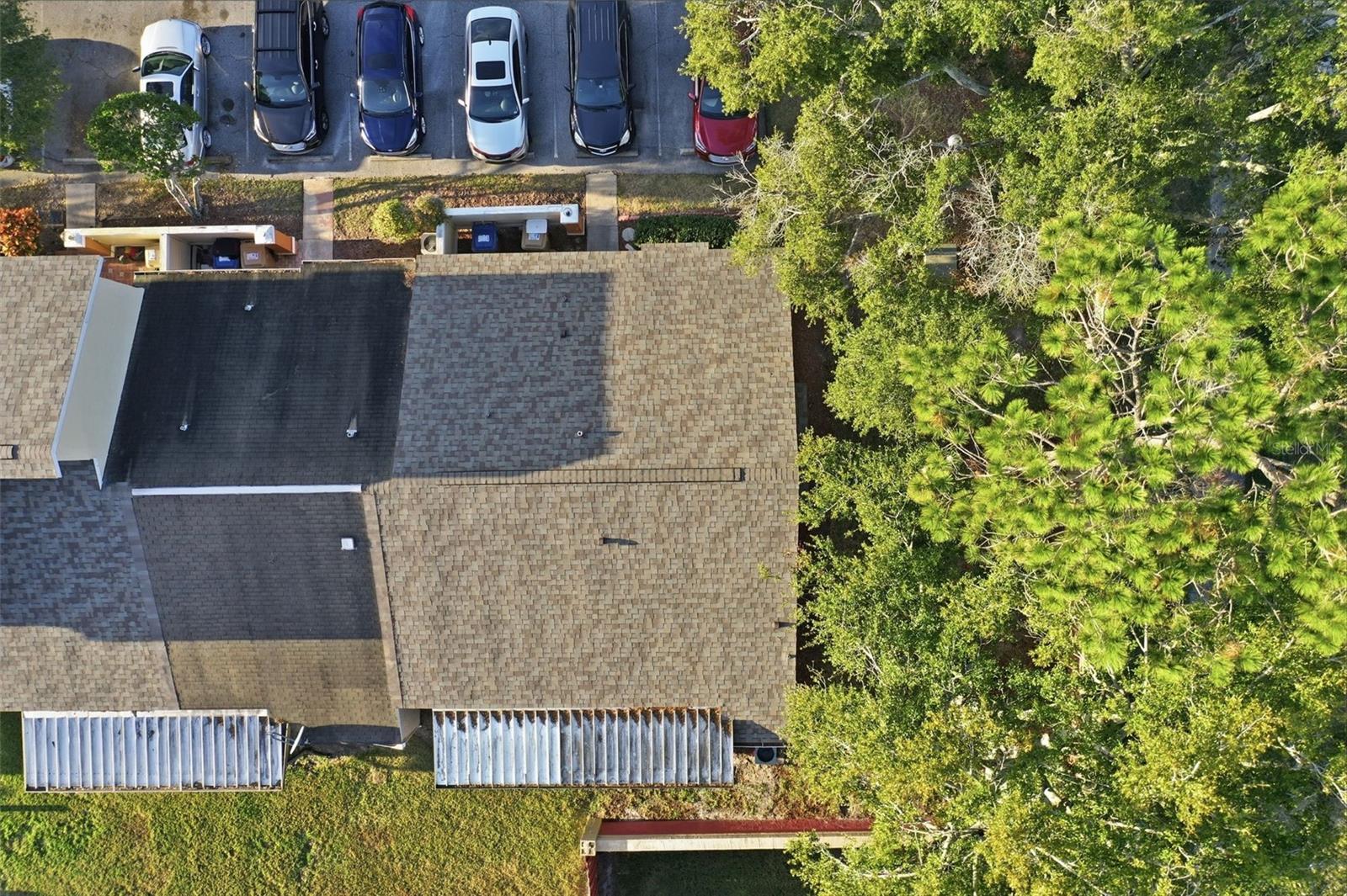 Image 25 of 30 For 70 Silver Falls Circle