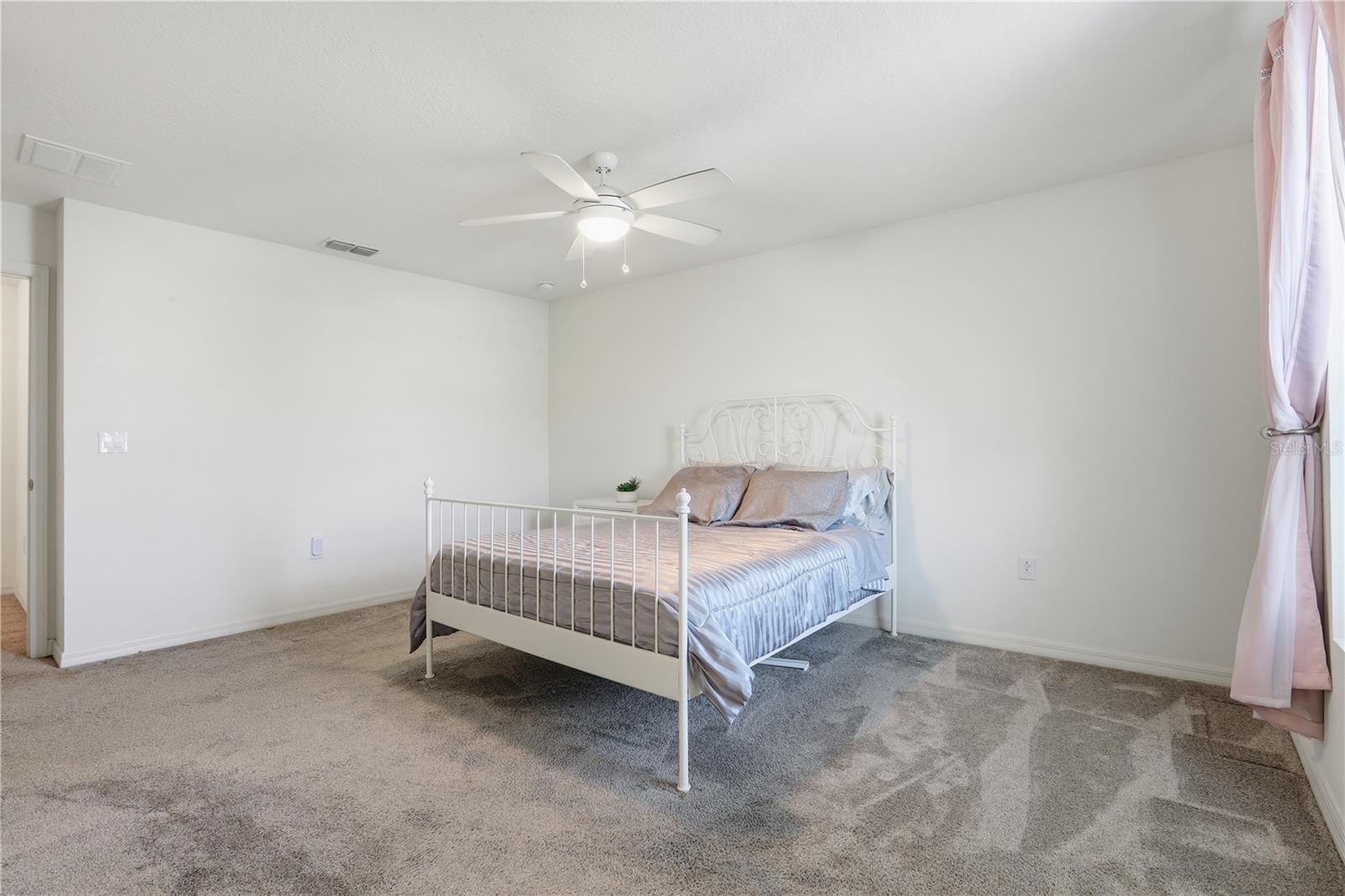 Image 14 of 39 For 5844 Soter Lane