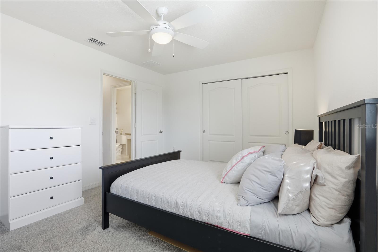 Image 21 of 39 For 5844 Soter Lane