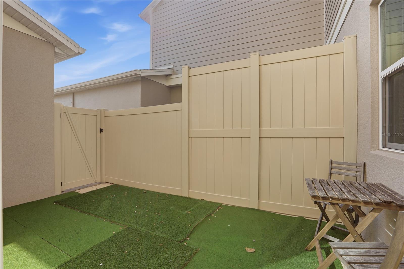 Image 24 of 39 For 5844 Soter Lane