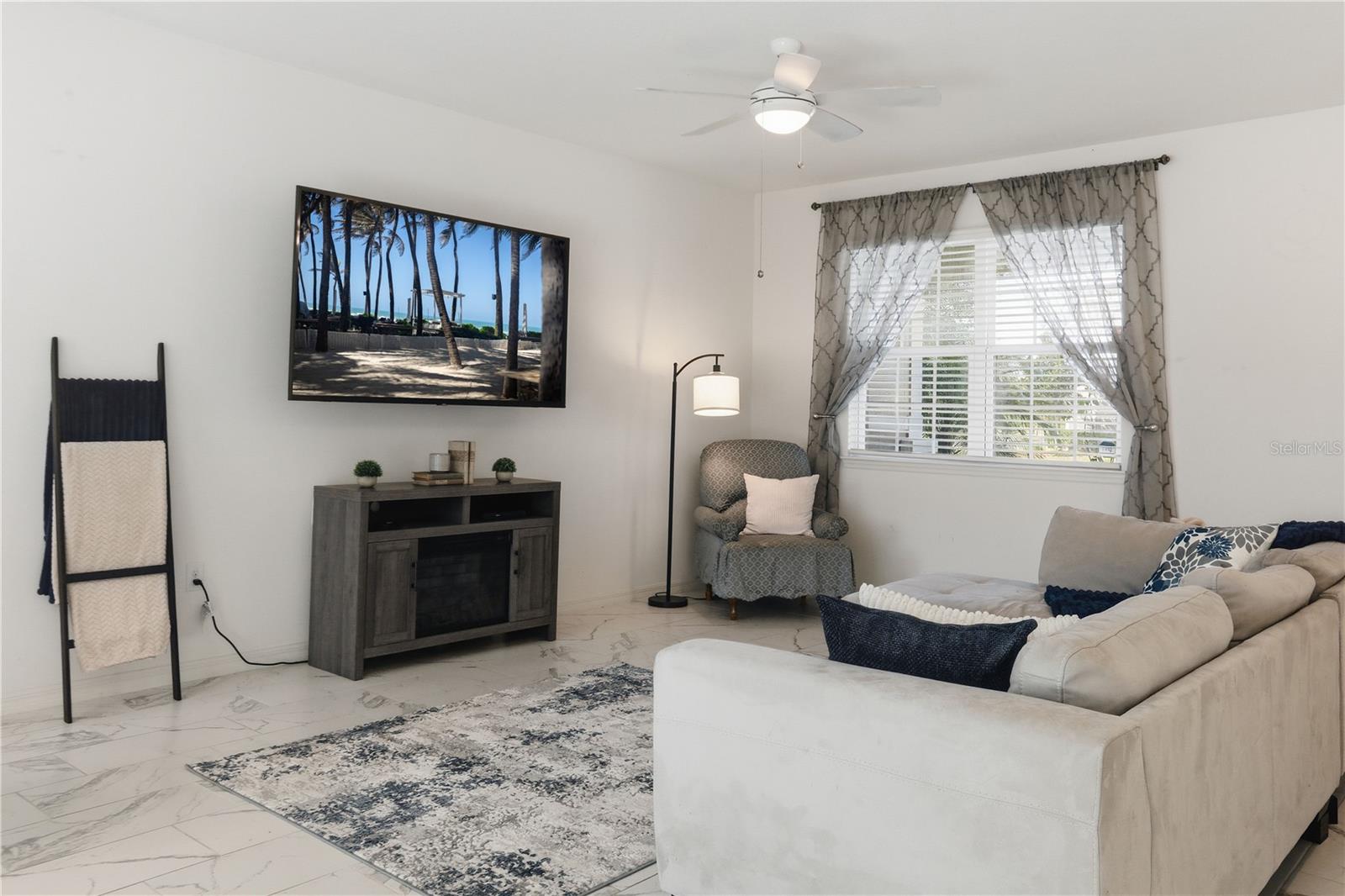 Image 6 of 39 For 5844 Soter Lane