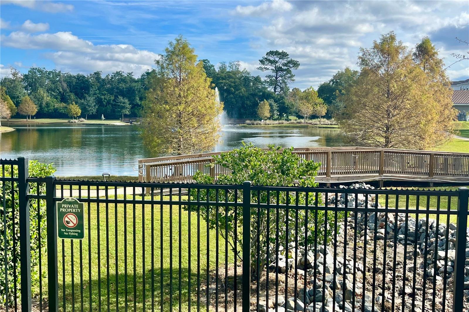 Image 4 of 13 For 2042 Yorkshire Drive