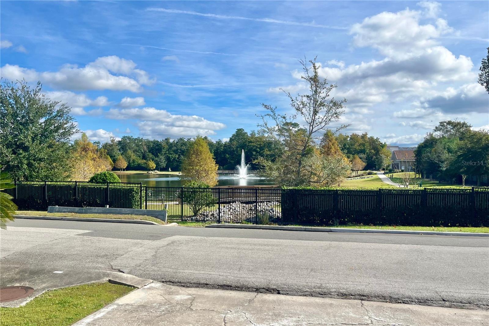 Image 5 of 13 For 2042 Yorkshire Drive