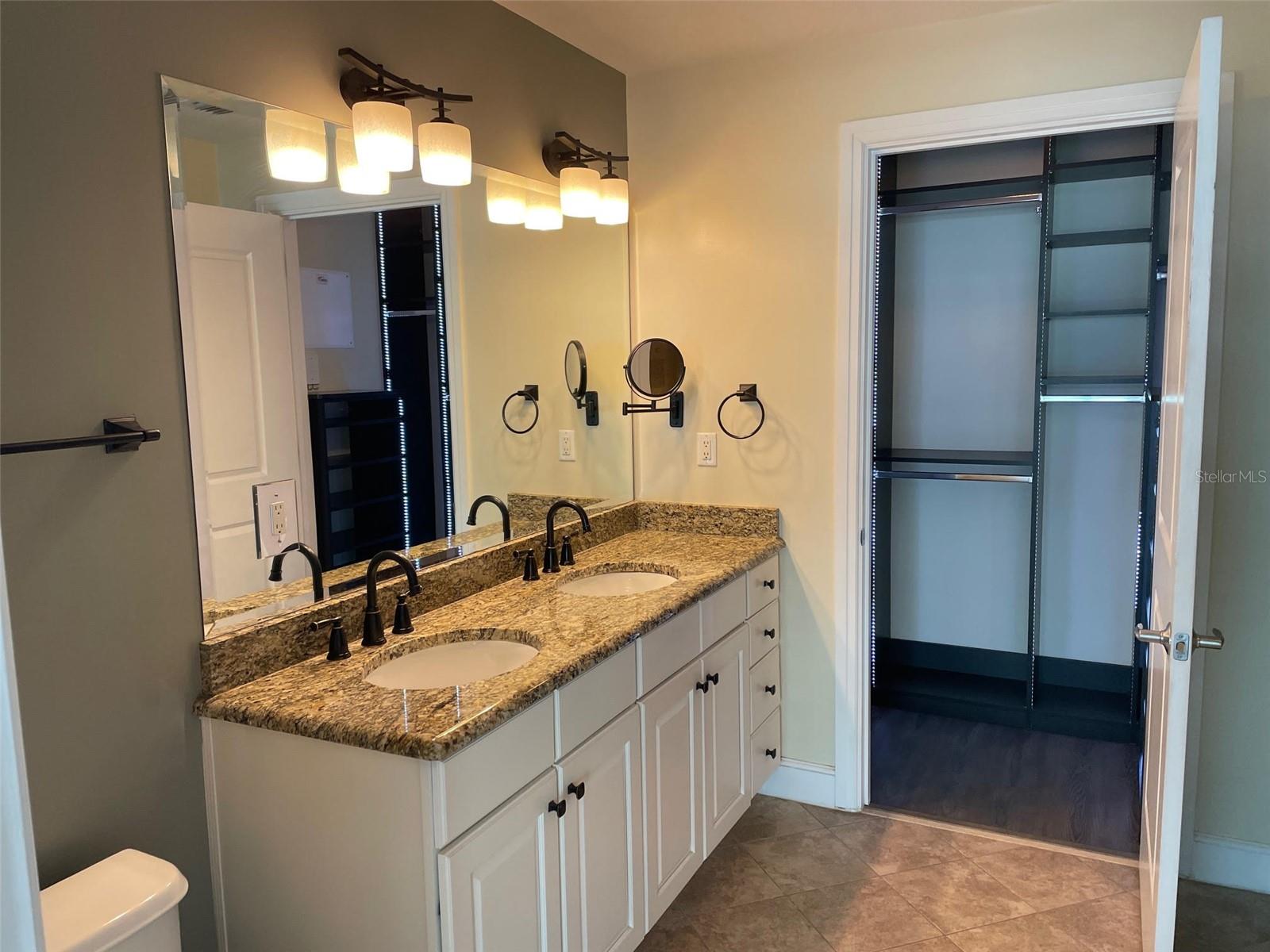 Image 10 of 16 For 101 Eola Drive 820