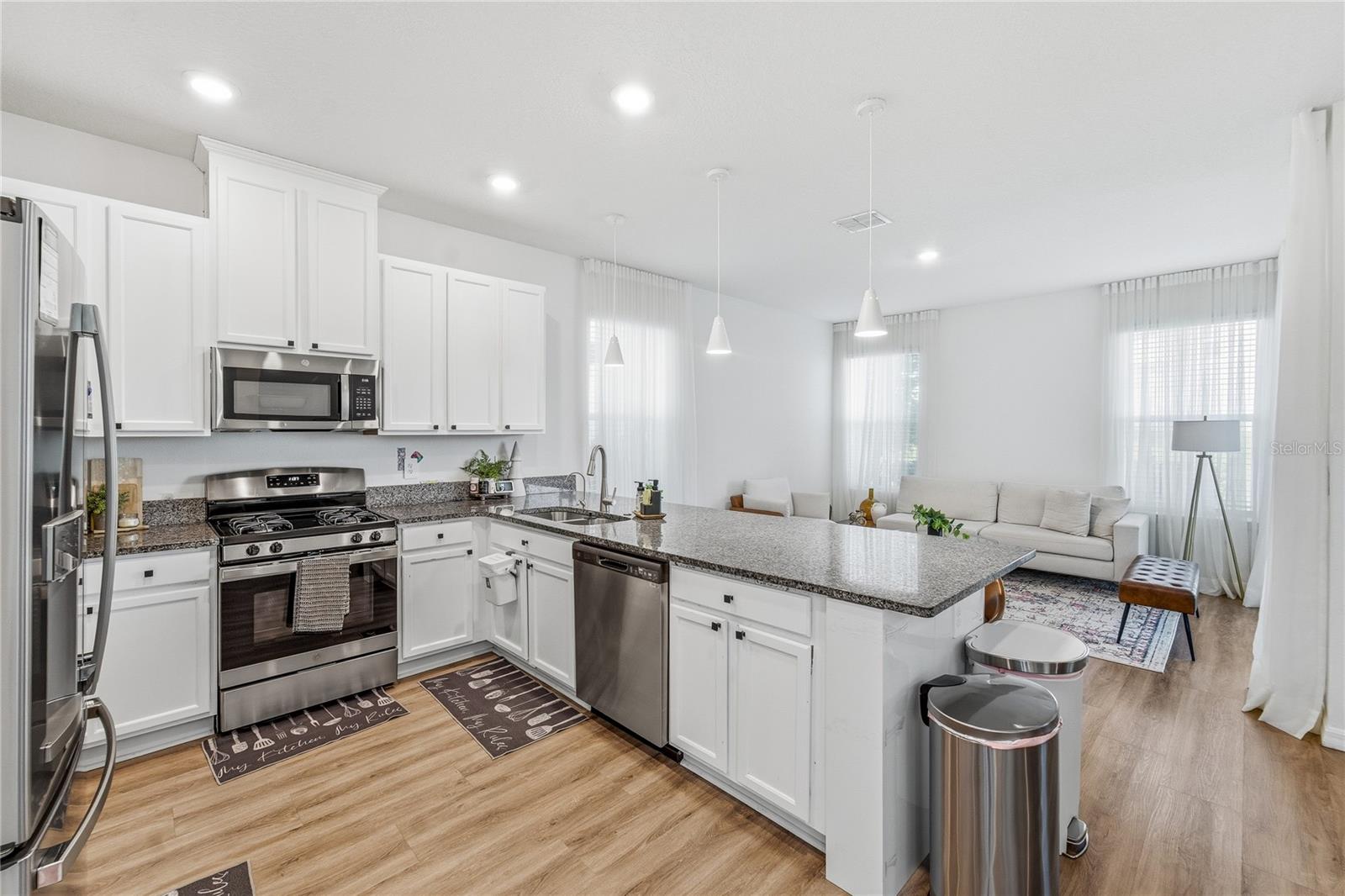 Image 13 of 38 For 2816 Hilltop Road