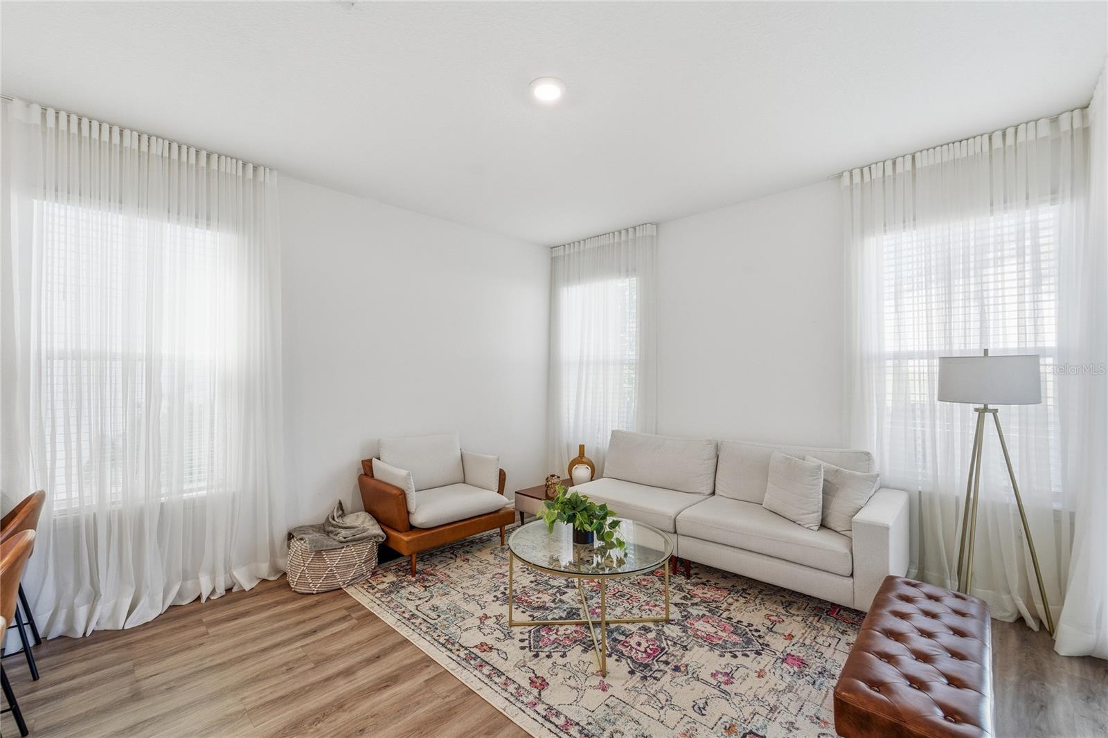 Image 9 of 38 For 2816 Hilltop Road