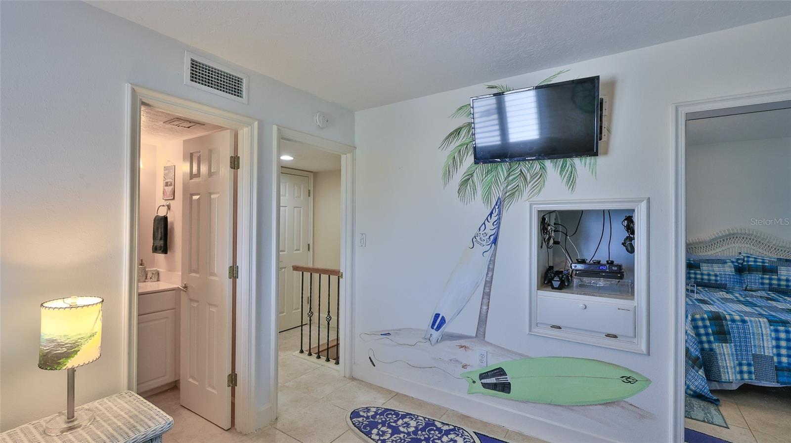 Image 29 of 50 For 2401 Atlantic Avenue D306