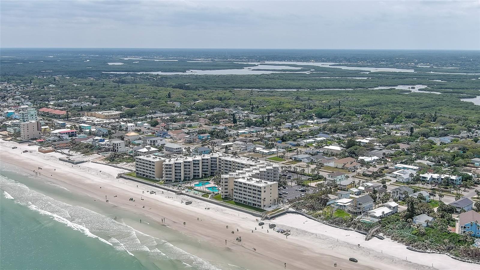 Image 47 of 50 For 2401 Atlantic Avenue D306