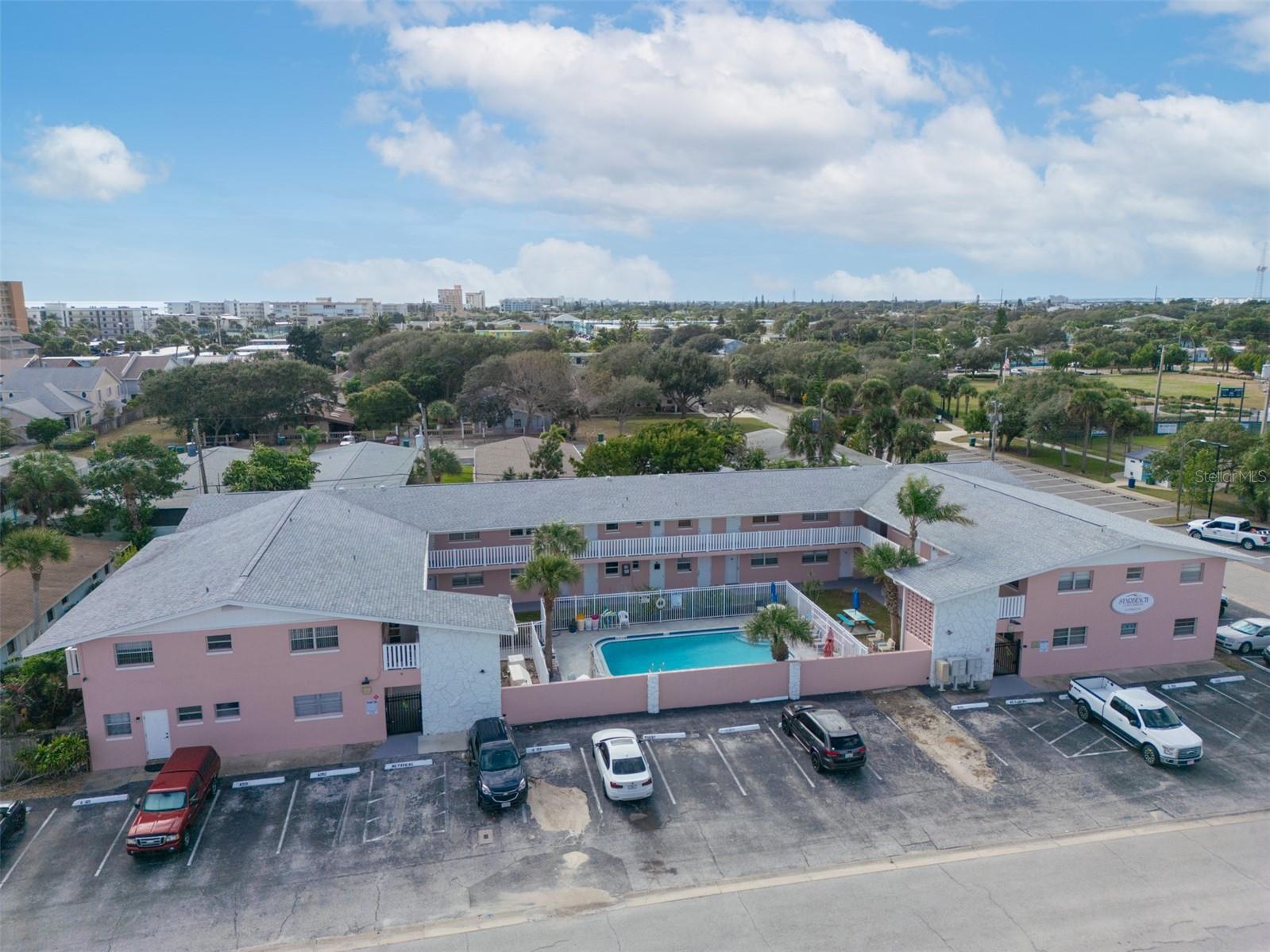 Image 2 of 37 For 401 Monroe Avenue B201