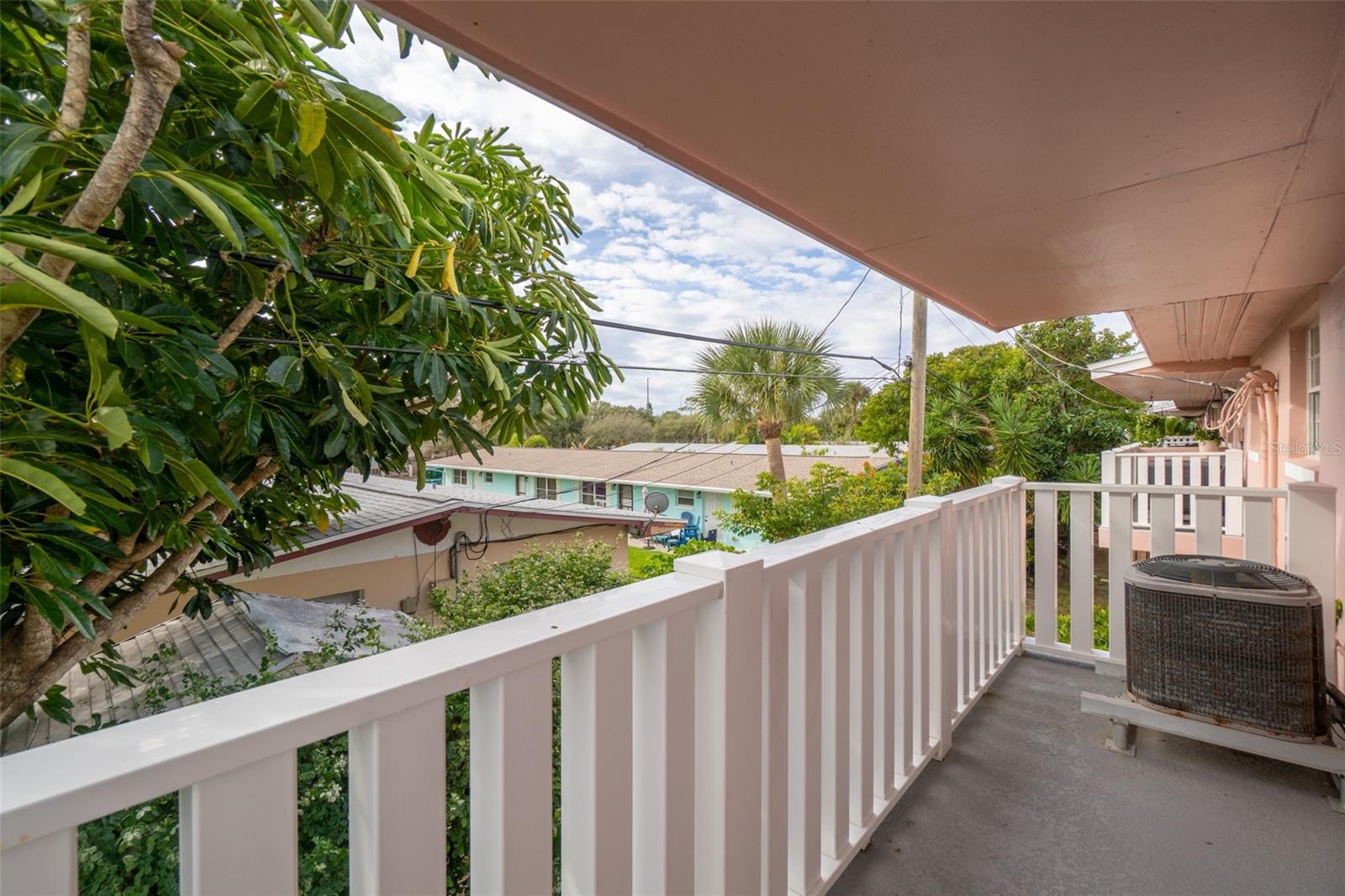 Image 4 of 37 For 401 Monroe Avenue B201