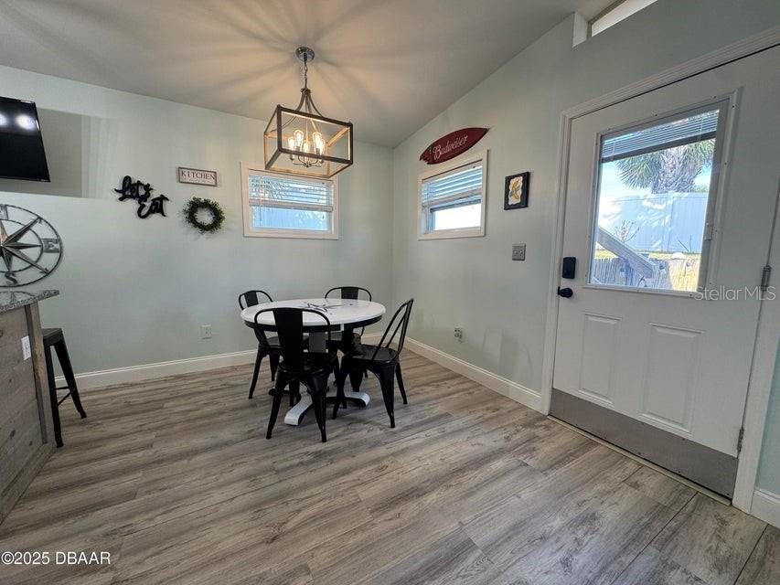 Image 11 of 29 For 3949 Peninsula Drive