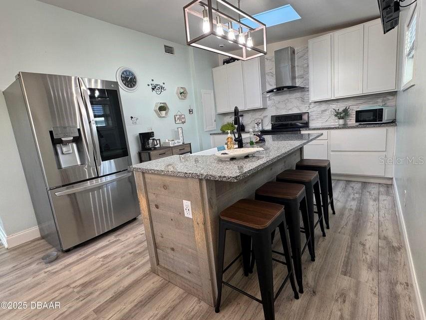 Image 12 of 29 For 3949 Peninsula Drive