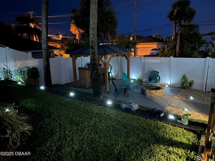 Image 23 of 29 For 3949 Peninsula Drive