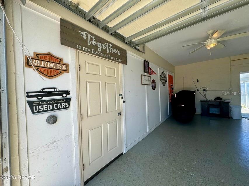 Image 24 of 29 For 3949 Peninsula Drive