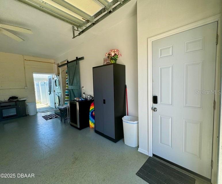 Image 25 of 29 For 3949 Peninsula Drive