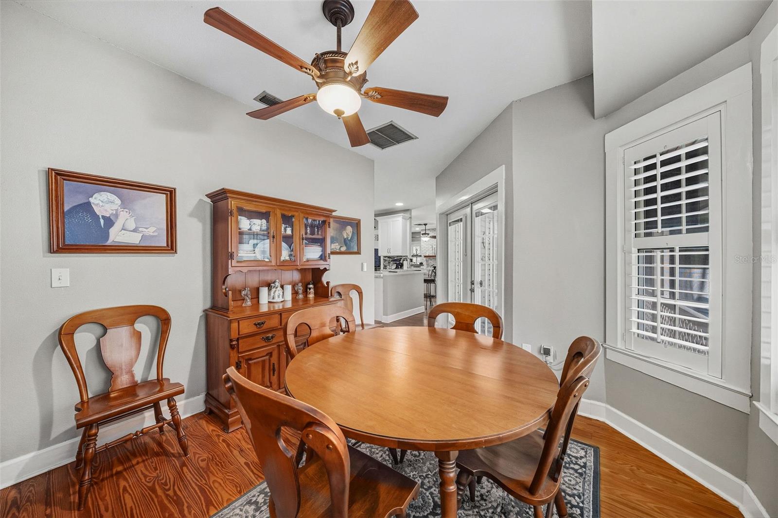 Image 15 of 40 For 1125 Munster Street