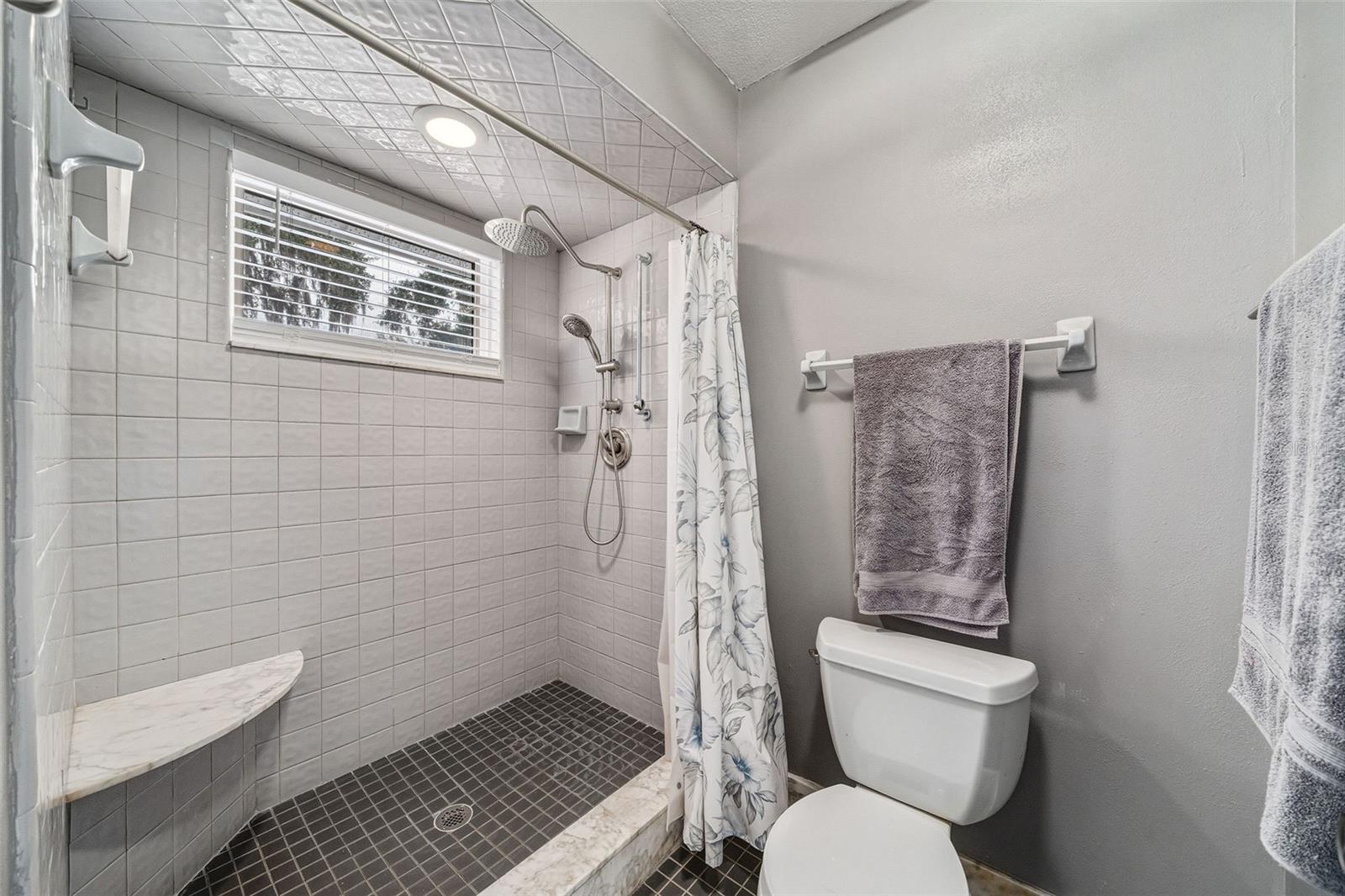 Image 24 of 40 For 1125 Munster Street