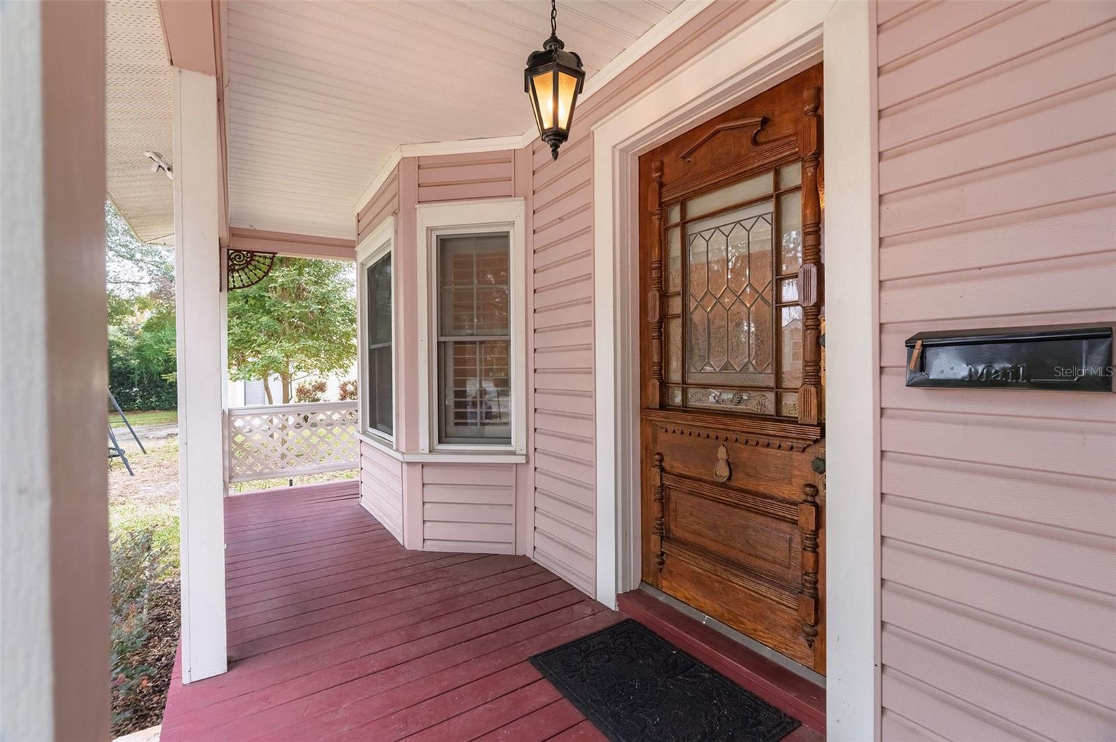 Image 3 of 40 For 1125 Munster Street