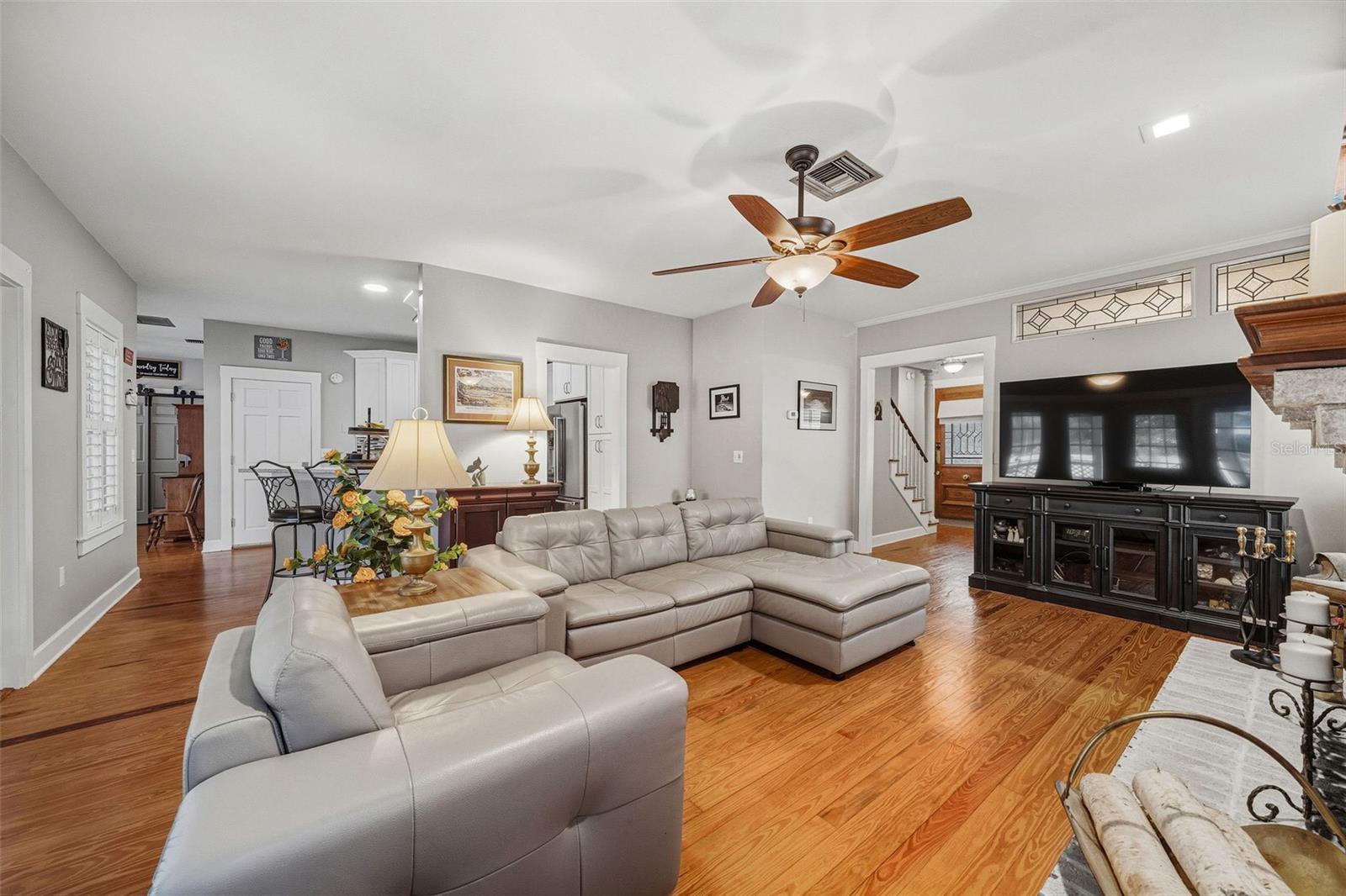 Image 9 of 40 For 1125 Munster Street