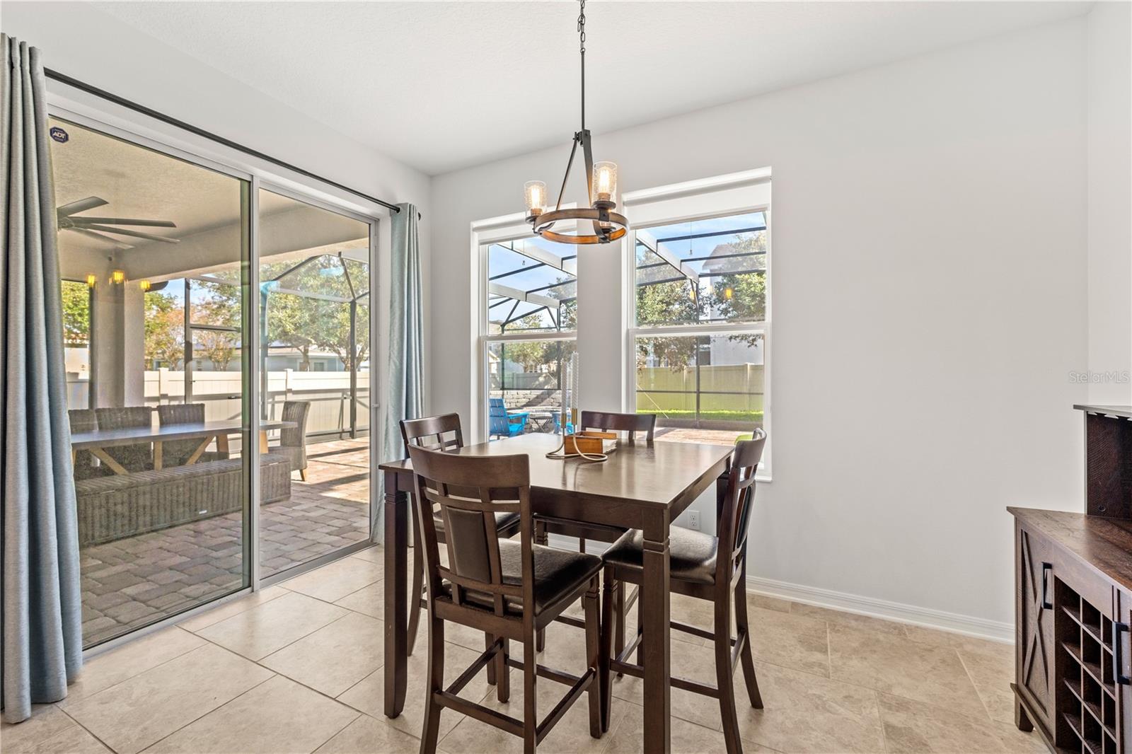 Image 11 of 72 For 14588 Magnolia Ridge Loop