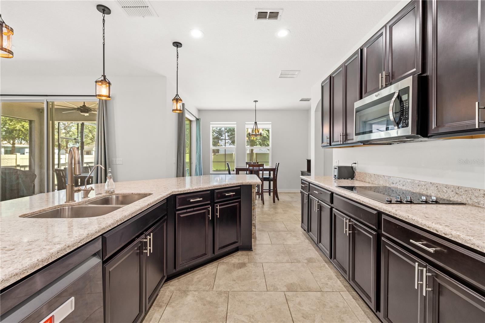 Image 14 of 72 For 14588 Magnolia Ridge Loop