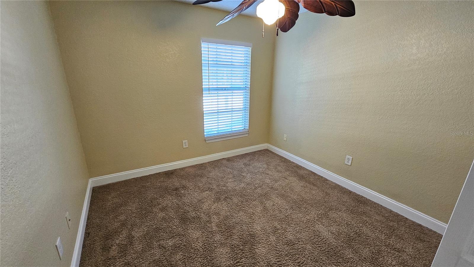 Image 8 of 11 For 3651 Goldenrod Road C205