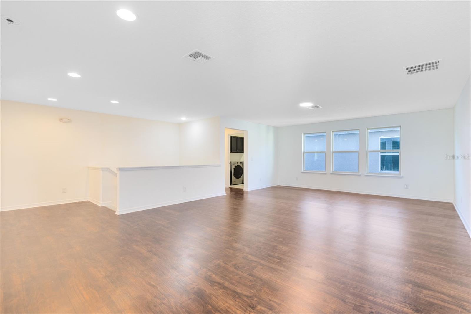 Image 15 of 36 For 1319 Yorkshire Court