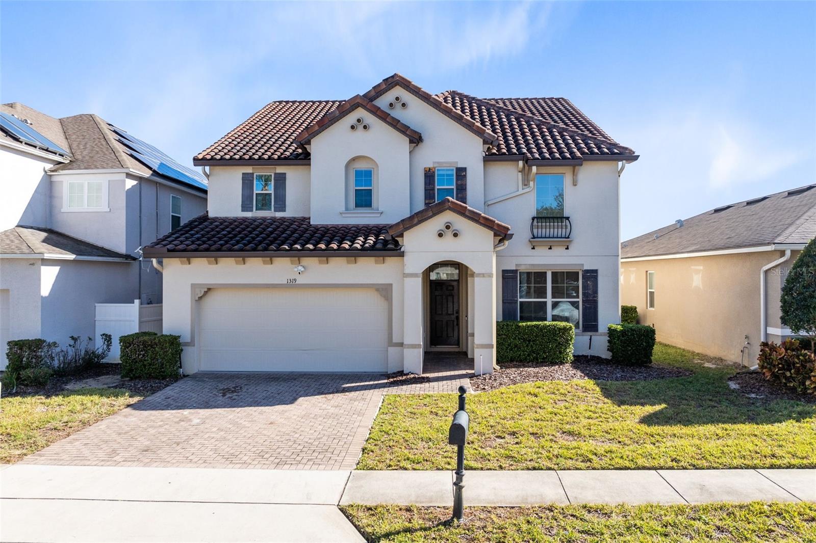 Image 32 of 36 For 1319 Yorkshire Court