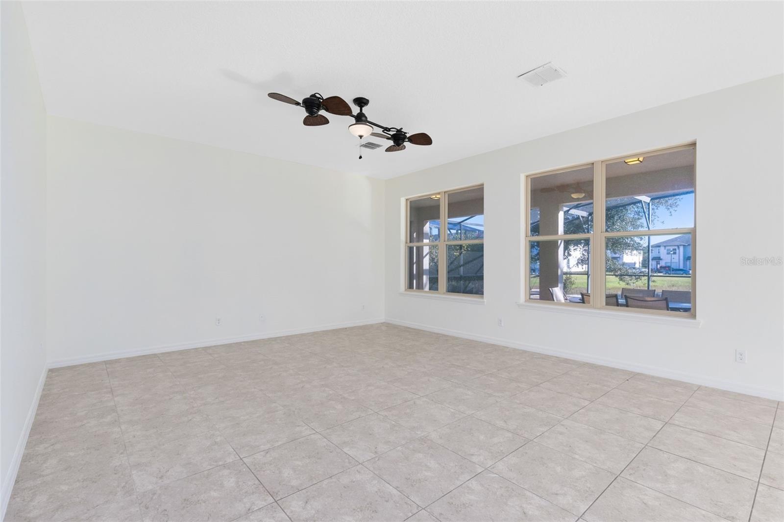 Image 9 of 36 For 1319 Yorkshire Court