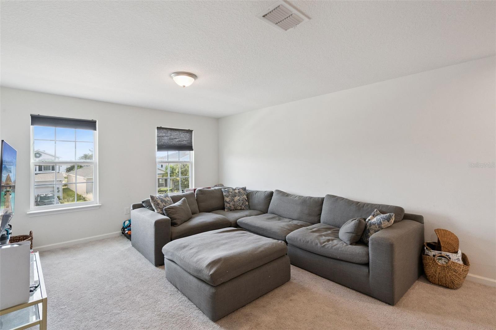 Image 15 of 29 For 100 Lavenna Avenue